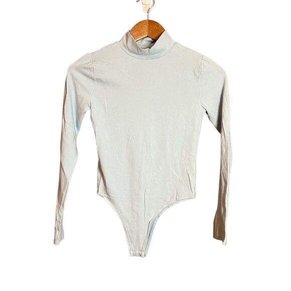 3 for $30! Forever 21 light blue bodysuit - Picture 1 of 10